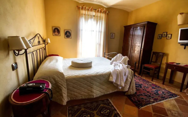 Castello di Razzano, The Originals Relais (Relais du Silence)