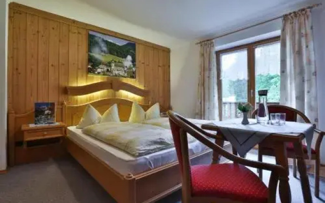 Pension Haus Almfrieden
