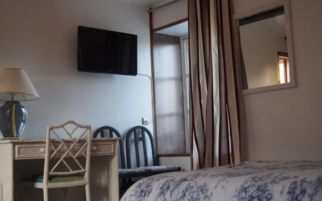 Le Val Saint Hilaire