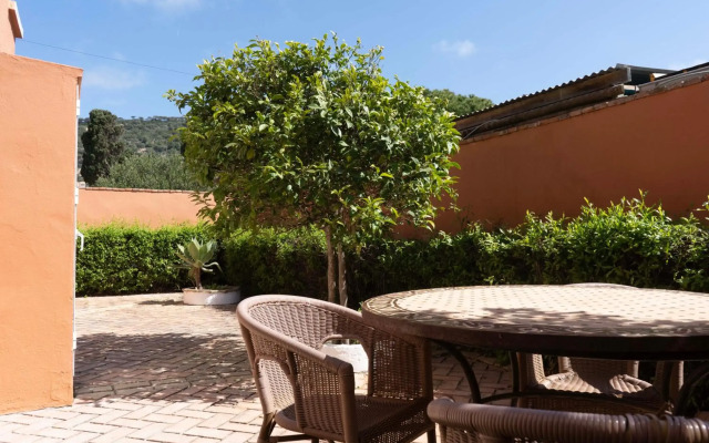Hotel Madreselva