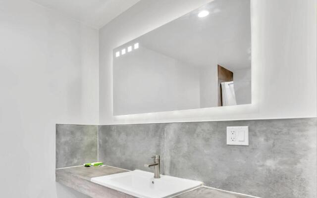 Exclusivo Inn & Suites