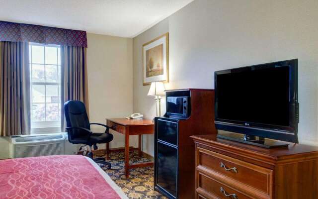 Comfort Inn Foxboro – Mansfield