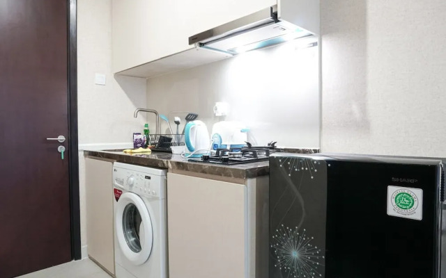 Chic and Cozy Studio Apartment at Puri Mansion