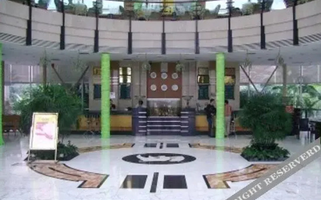 Rhinoceros Hotel