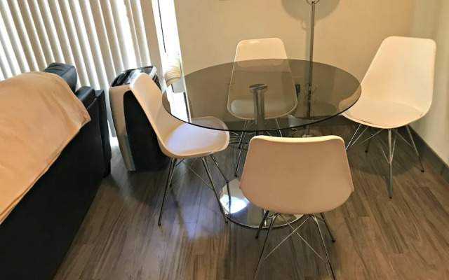 Pelicanstay in Pioneer Square