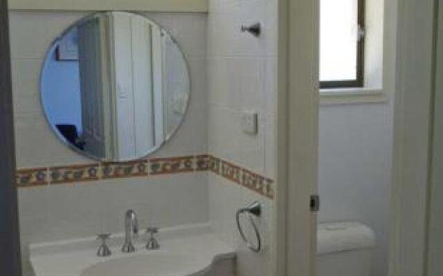 Cooinda, 17 Dulconghi Street