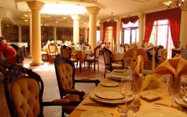 Diamond Hotel