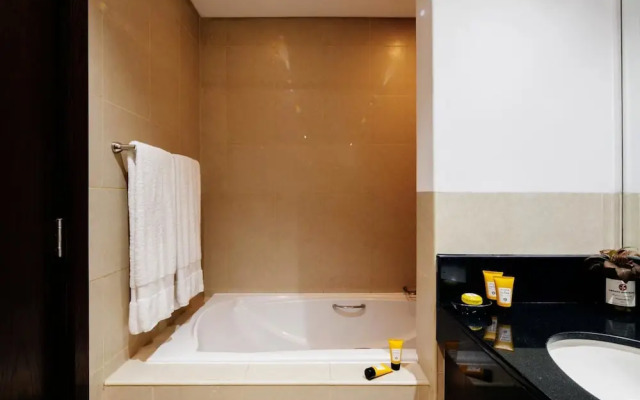 Fantastay Downtown Blvd 8