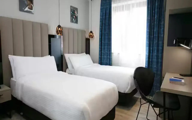 Spark by Hilton Luton