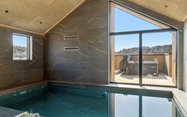 5 Star Holiday Home in Henne Beach