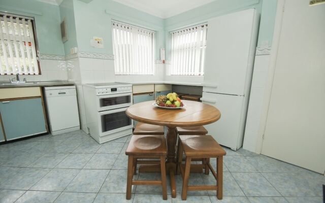 Dean Court Bungalow Parking by Brighton Holiday Lets