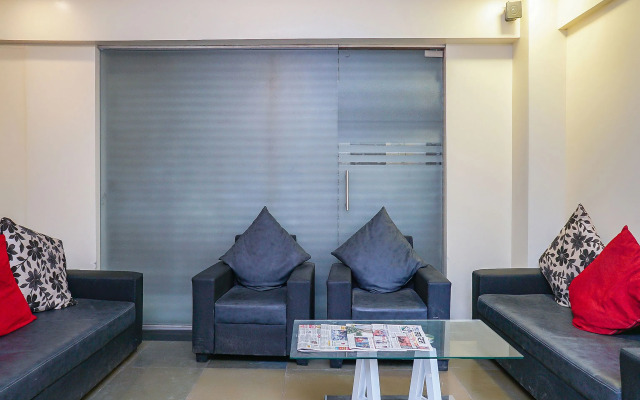 OYO Flagship 24491 Kharadi