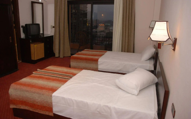 El Tonsy Cairo Hotel