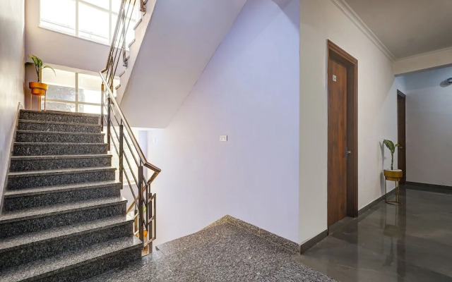 Fabhotel La Corporate Suite