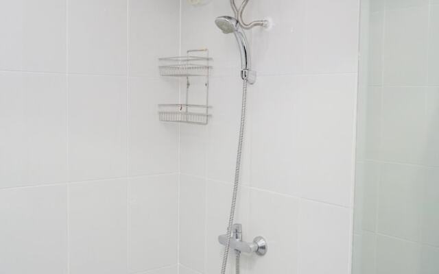 Simply 1Br At Casa De Parco Apartment