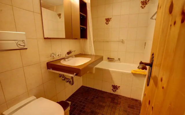 Chesa Munteratsch 2 1 2-Zimmerwohnung 202 Typ G