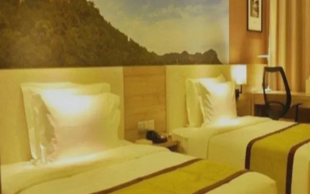 Taiyuan Economic Development Area Atour Hotel