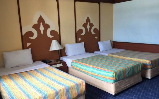 Grand Thara Hotel