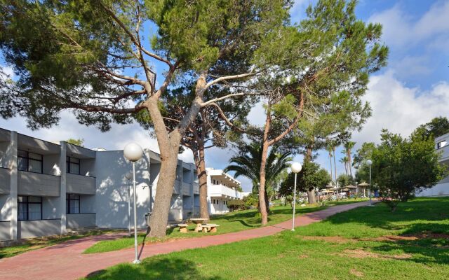 AluaSun Cala Antena – All Inclusive