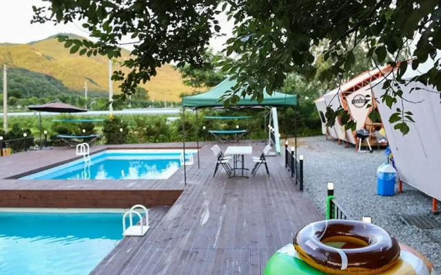 Boeun Glamping