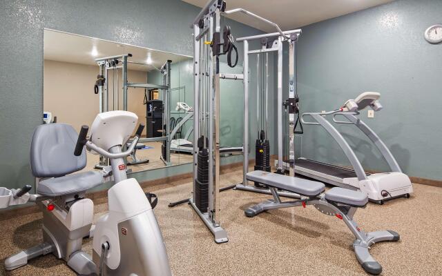Best Western Harbour Pointe Lakefront