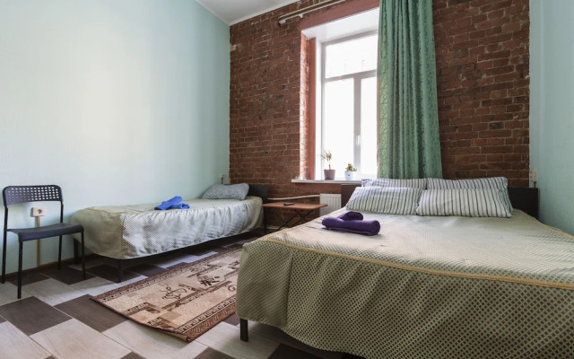 St.Petersburg Hotel Bronnitskaya 15