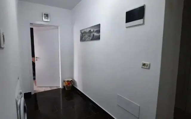 Apartament Clara Permet