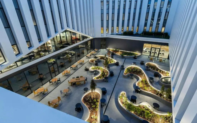 Moxy Alfragide Lisboa