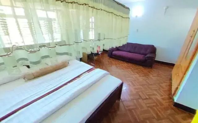 New Coffee Tree Hotel