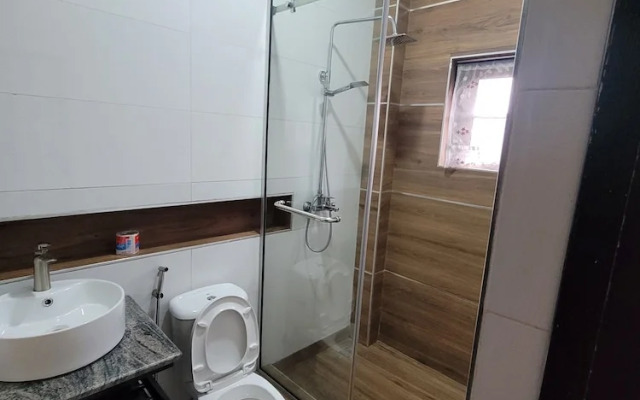 The Charis Hotel and Suites