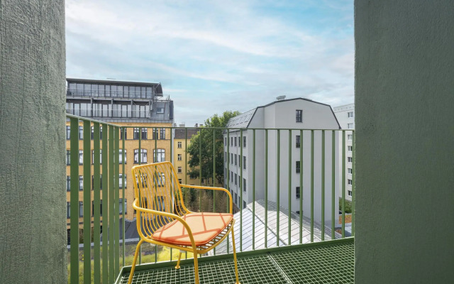 sly Berlin