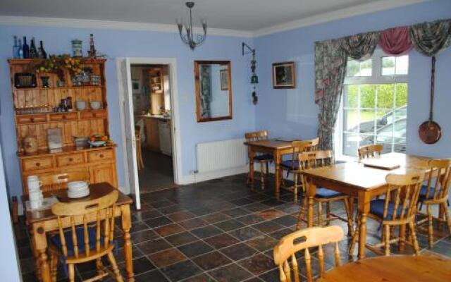 Oldcourt House Bed and Breakfast