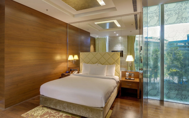 Niranta Airport Transit Hotel & Lounge Terminal 2 Arrivals/Landside - Image 6