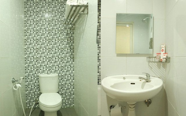 Ebizz Hotel