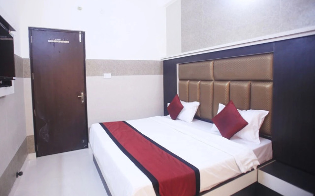 Oyo 17006 Hotel Girnar