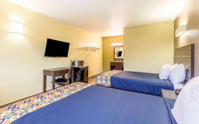 Rodeway Inn Fairgrounds - Casino