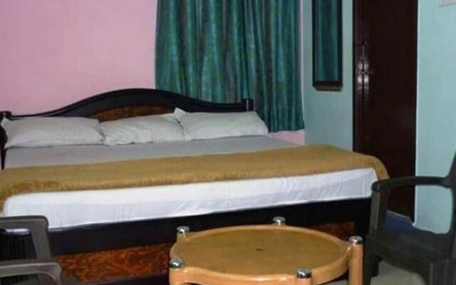 Iroomz HotelTanmai Residency