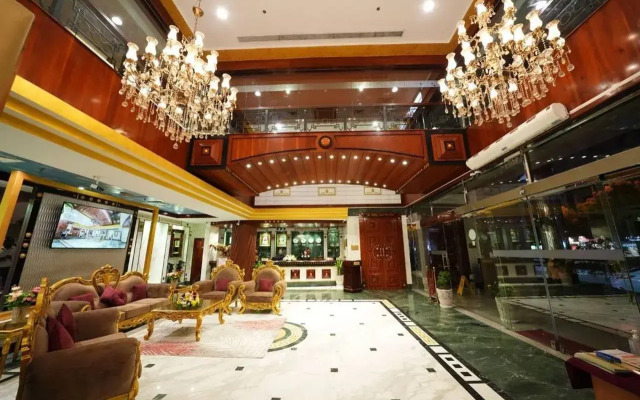 9 Hotel