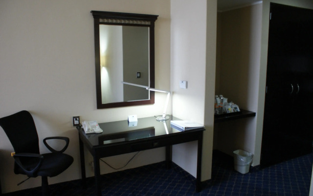 Holiday Inn Express Mexico Santa Fe by IHG