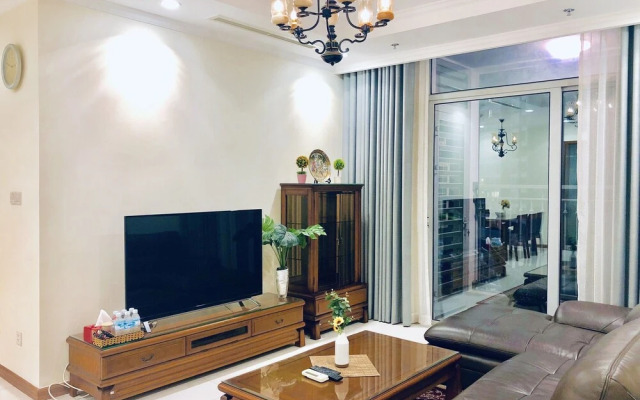 Ambassador Apartment - Vinhomes Central