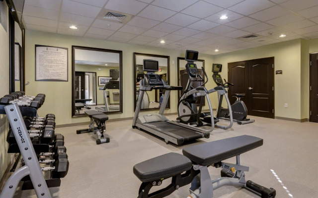 Staybridge Suites St Louis - Westport by IHG