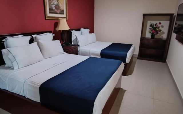 Hotel Confort Plaza & Suite
