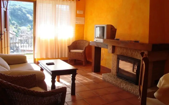 Apartamentos La Montaña