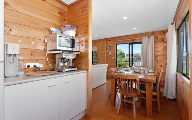 Karaka Bach - Mangawhai Heads Holiday Home