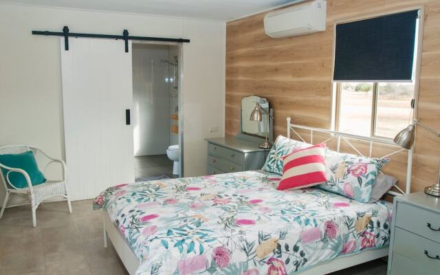 Wooramel Riverside Retreat - Campground