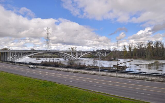 Fairfield Inn & Suites by Marriott Eugene East/Springfield