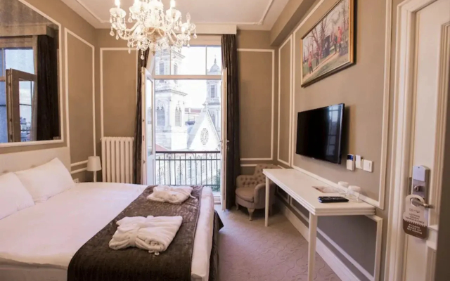 Triada Hotel Taksim