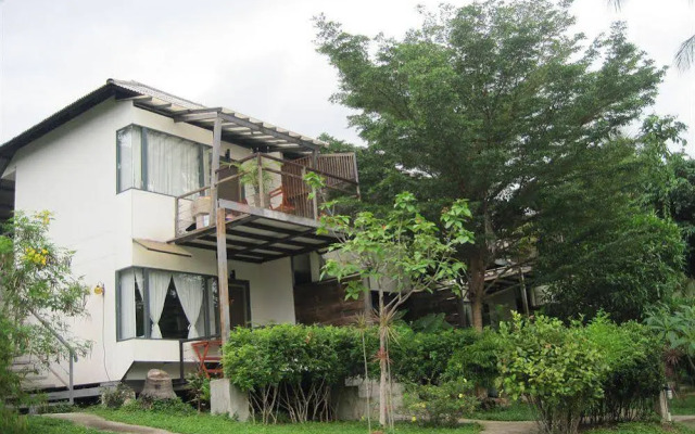 Sira Sarai Garden Home