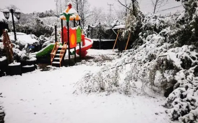 Yazhu Boutique Hostel