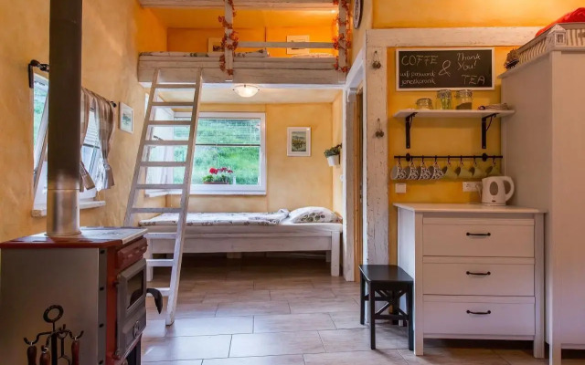 House Gabrijel (room by a stream)